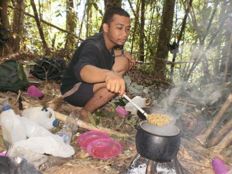 EcoOopsies_Noodles and Briefs_Credit Tedi Wahyudi