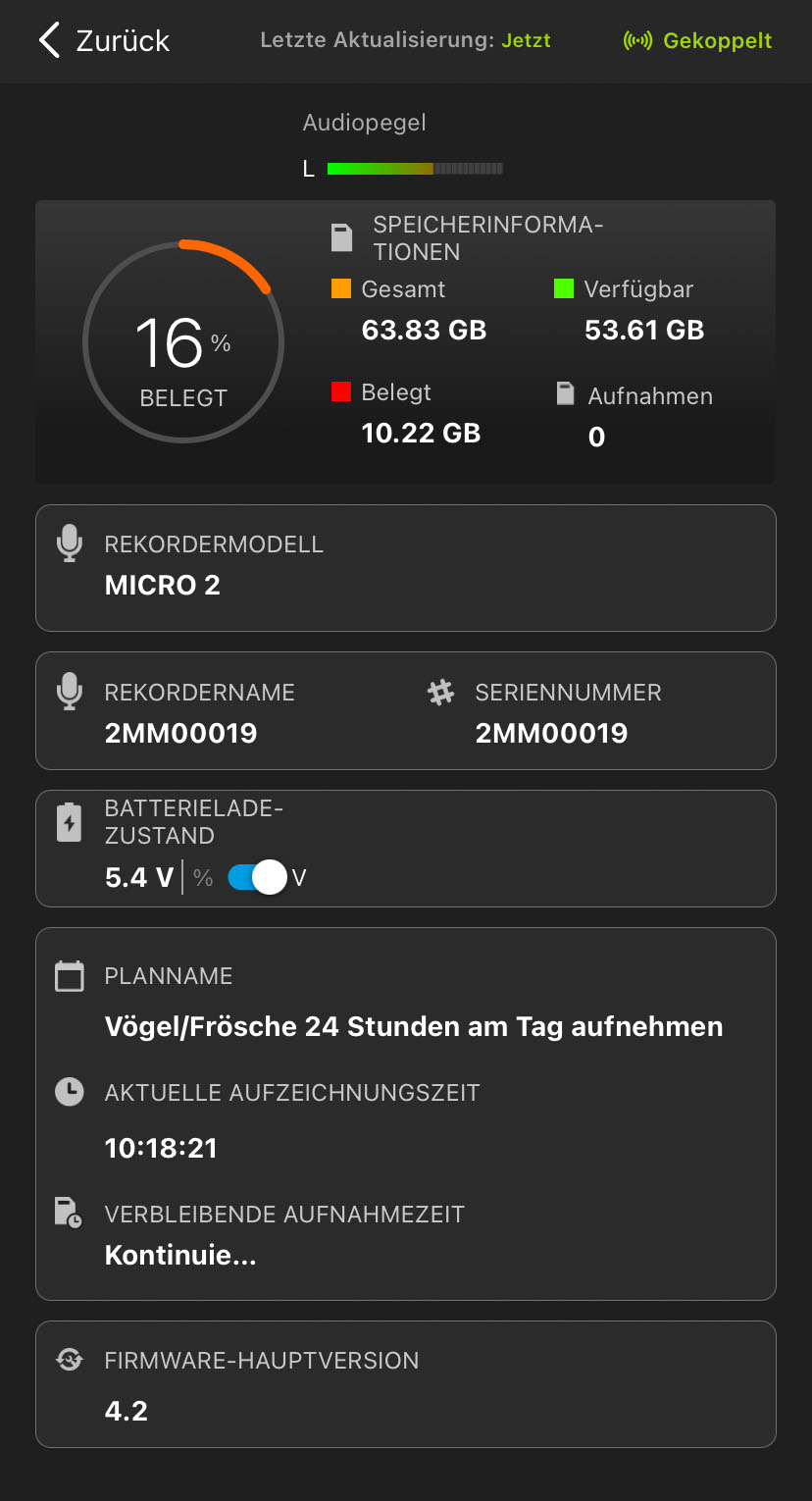 Screenshot des Status-Bildschirms. Elemente der Benutzeroberfläche werden im nachstehenden Text beschrieben.