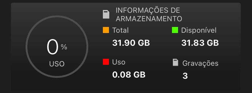 O painel Storage Info (Informações de armazenamento) está localizado abaixo do painel Microphone Level (Nível do microfone).