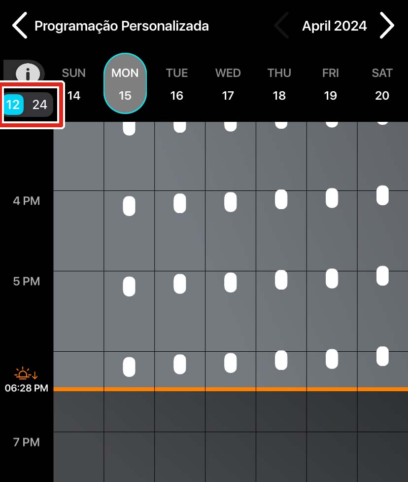 Quando a chave está definida como 12, o horário é rotulado como “5 PM, 6 PM, etc.” e o pôr do sol é rotulado como "07:06 PM".