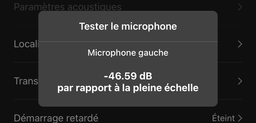 La fenêtre Test du microphone affiche une mesure de niveau pour le microphone à ultrasons en valeurs négatives de décibels (dB).